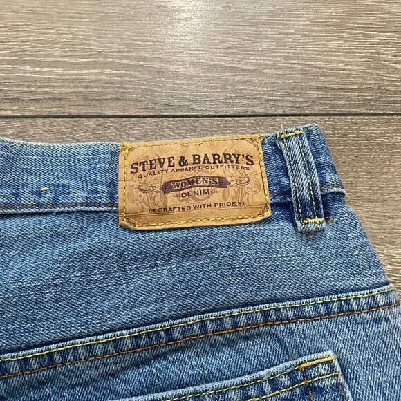 Steve & BARRY'S Flared Jeans Size 16 Woman’s Denim Short Blue - Picture 5 of 7